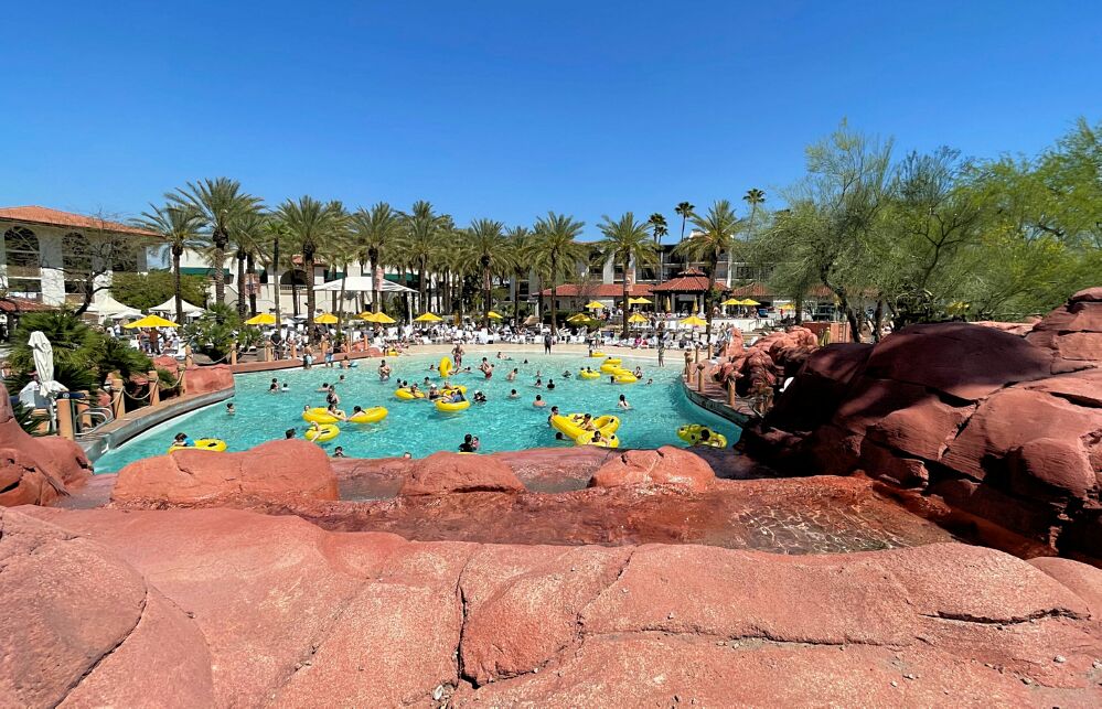 AZ_wave_pool