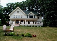 Cottage Front 2.jpg